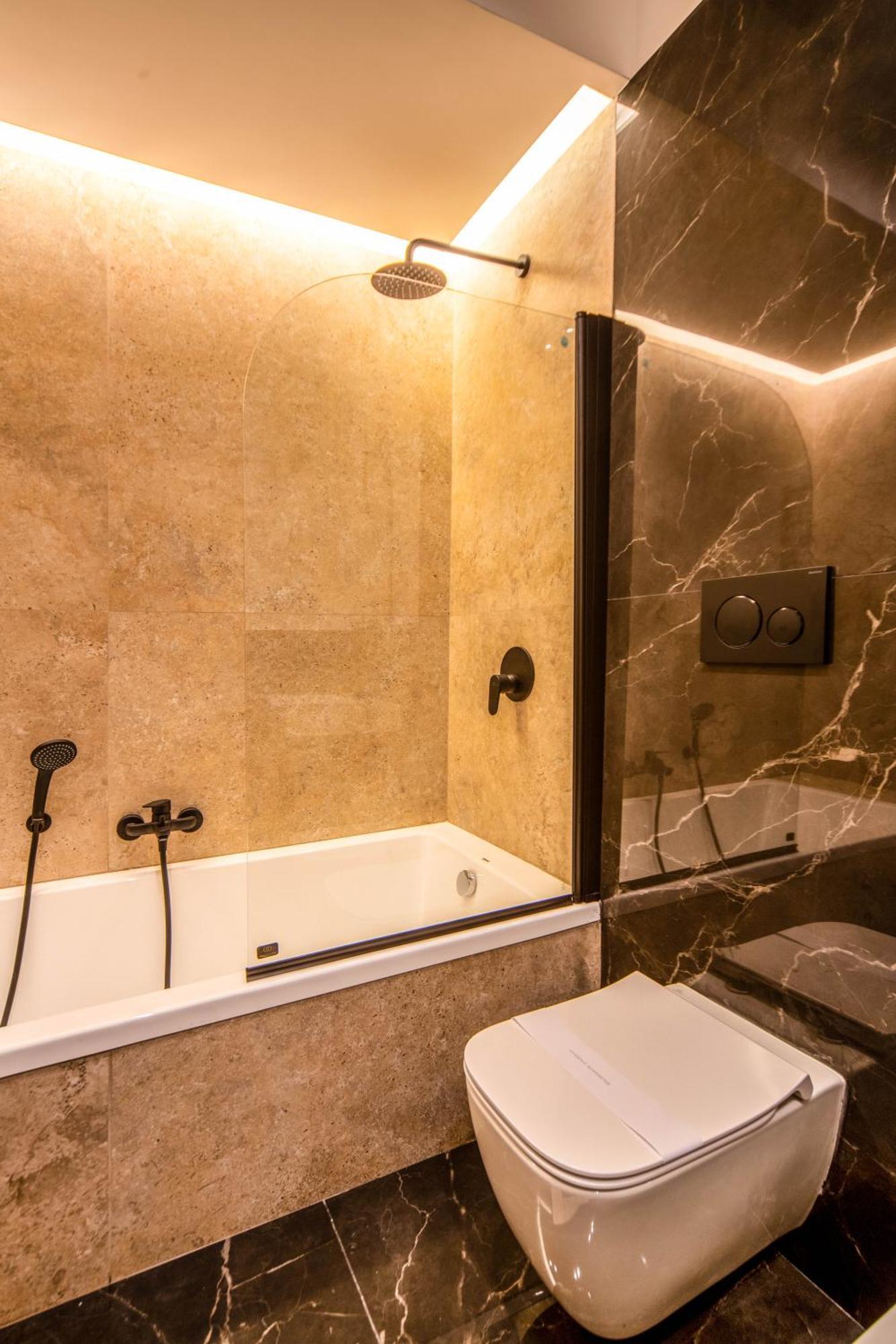 Arthouse Lady Marys Tribunali Luxury Suite Наполи Екстериор снимка