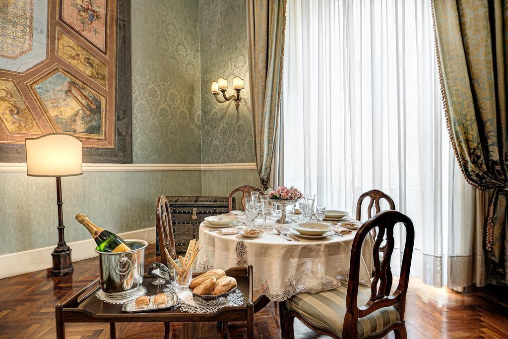 Arthouse Lady Marys Tribunali Luxury Suite Наполи Екстериор снимка